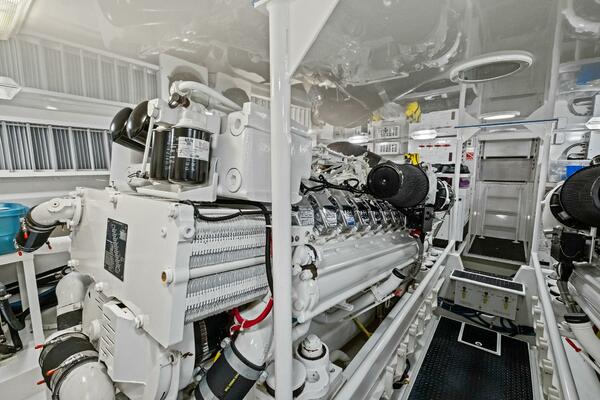 20  64ft Viking Yacht For Sale