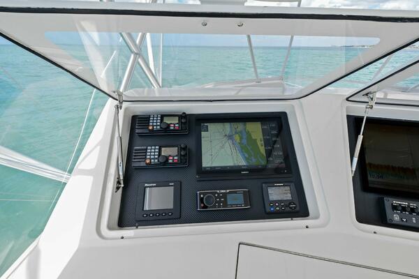 20  64ft Viking Yacht For Sale