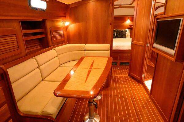 Sabre 42 Hard Top Express Yacht For Sale