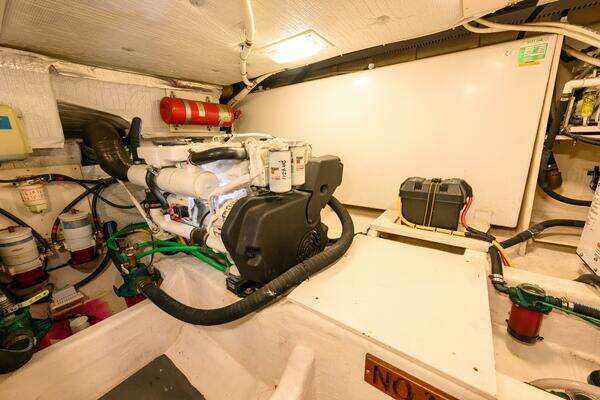 Sabre 42 Hard Top Express Yacht For Sale