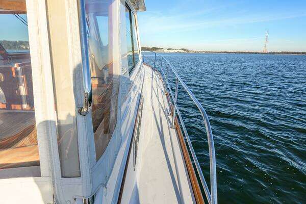 Sabre 42 Hard Top Express Yacht For Sale