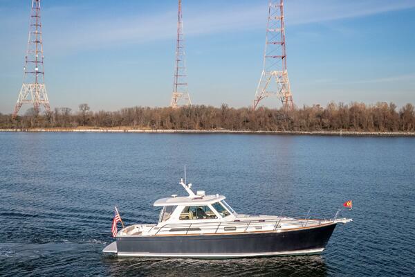 More Mojo 42ft Sabre Yacht For Sale