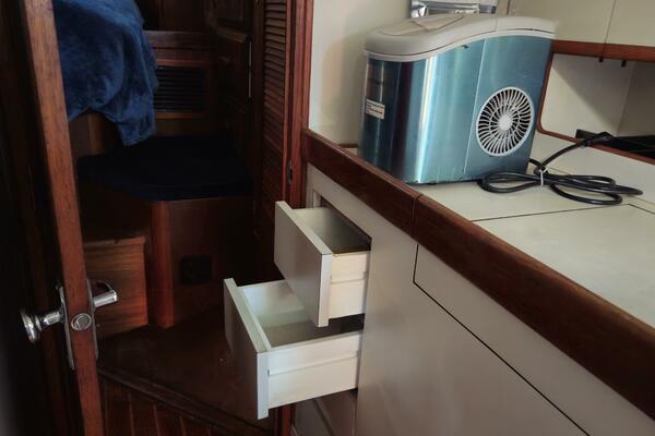 42ft Endeavour Yacht For Sale