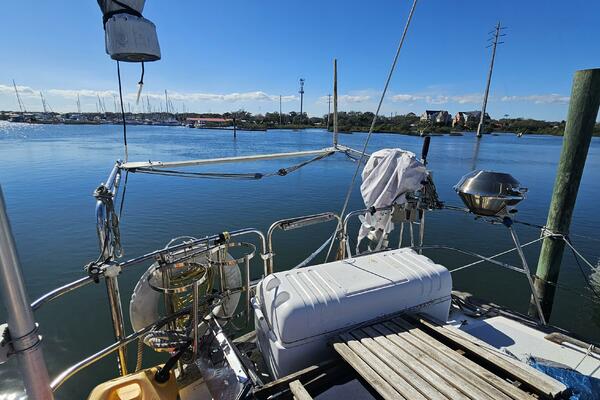 42ft Endeavour Yacht For Sale