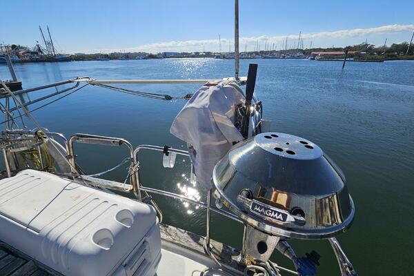 42ft Endeavour Yacht For Sale