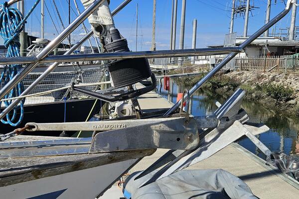 42ft Endeavour Yacht For Sale