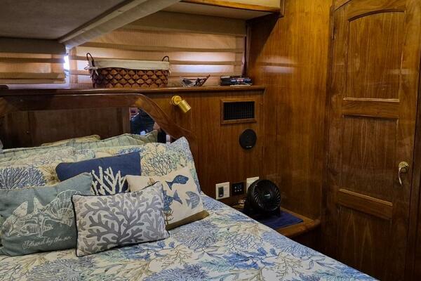 56ft Navigator Yacht For Sale