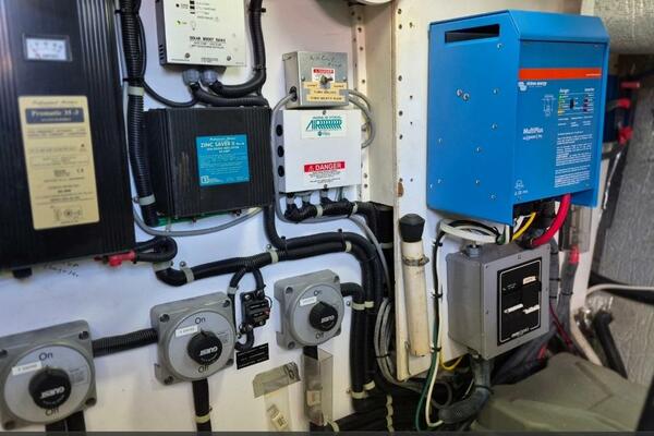 56ft Navigator Yacht For Sale