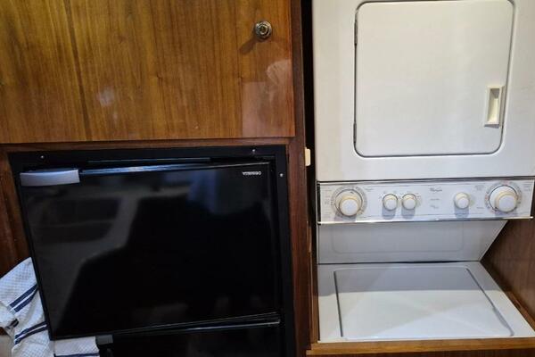 56ft Navigator Yacht For Sale