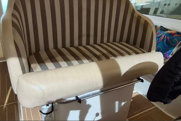 56ft Navigator Yacht For Sale