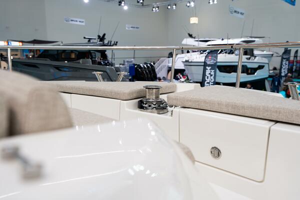 42ft Greenline Yacht For Sale