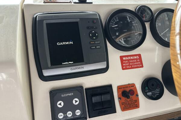 Veritas 30ft Mainship Yacht For Sale