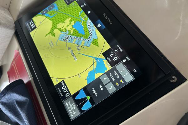 Veritas 30ft Mainship Yacht For Sale