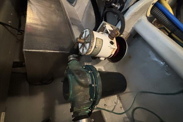 Veritas 30ft Mainship Yacht For Sale