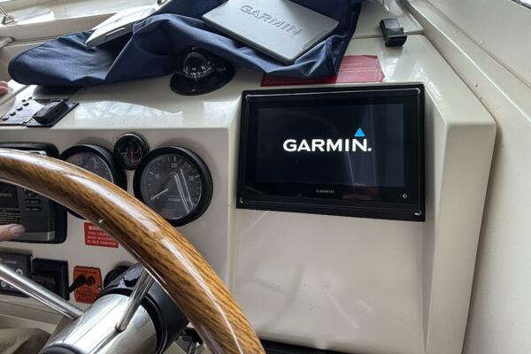 Veritas 30ft Mainship Yacht For Sale