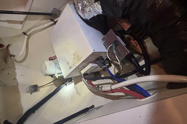 Veritas 30ft Mainship Yacht For Sale