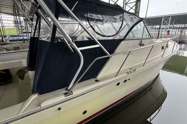 Photo of the 2004 Mainship Pilot 30 Rum Runner II "Veritas"