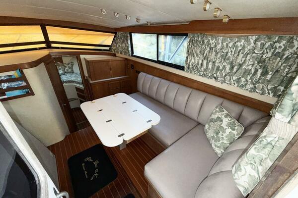 SINE QUA NON 33ft Bertram Yacht For Sale