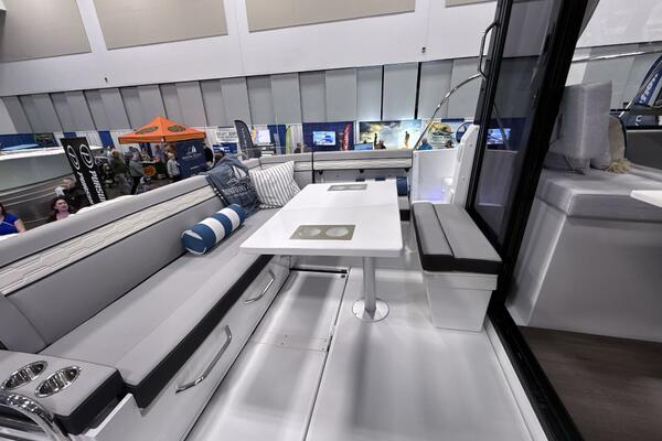 30ft Jeanneau Yacht For Sale