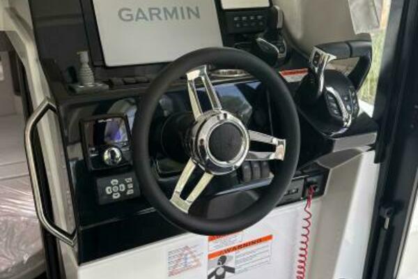 30ft Jeanneau Yacht For Sale