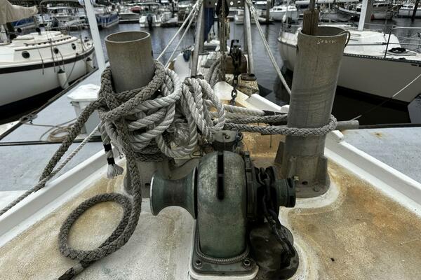 Briney Bug 34ft Custom Yacht For Sale