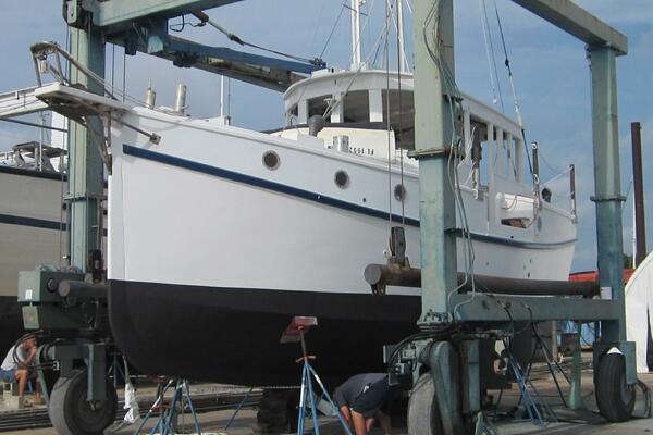 Briney Bug 34ft Custom Yacht For Sale