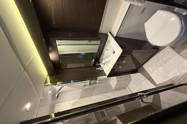 Cruisers Yachts 50 CANTIUS Yacht For Sale