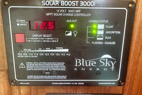 Solar Charge Controller 