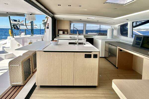 Outremer 55 Yacht For Sale