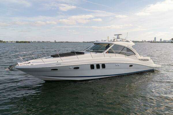 2005 Sea Ray 48