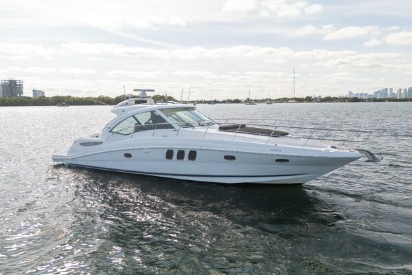 48ft Sea Ray Yacht For Sale