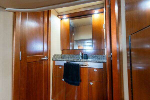 Sea Ray 48 Sundancer Yacht For Sale