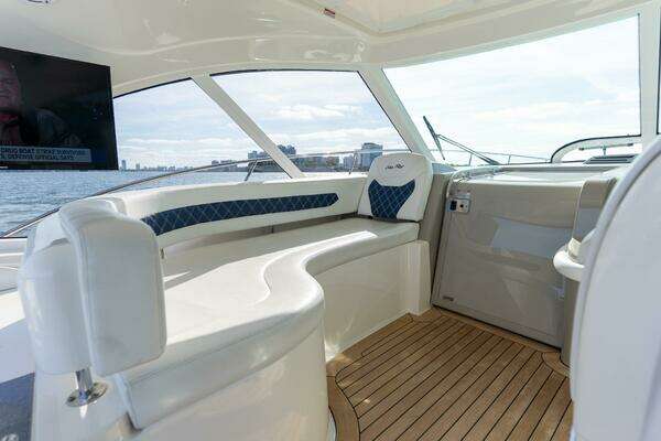 Sea Ray 48 Sundancer Yacht For Sale