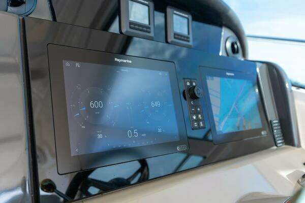 Sea Ray 48 Sundancer Yacht For Sale