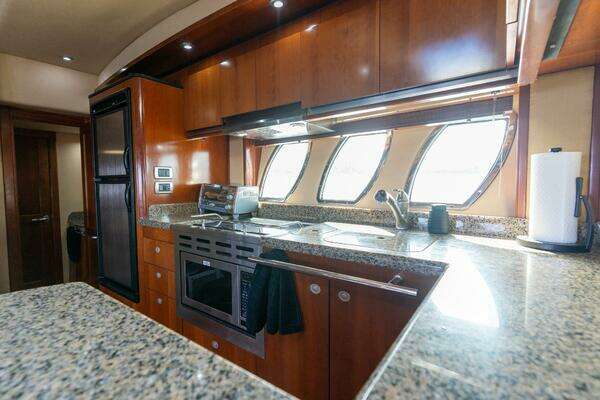 Sea Ray 48 Sundancer Yacht For Sale