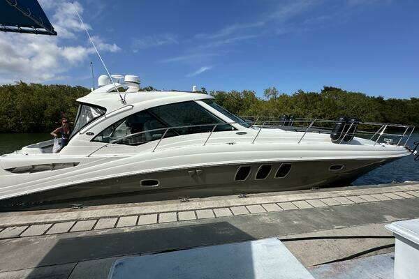 Sea Ray  Yacht For Sale