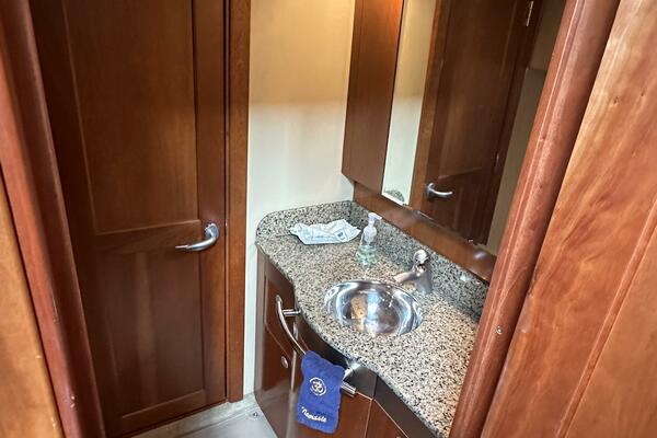 48ft Sea Ray Yacht For Sale