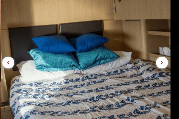 44ft Aquila Yacht For Sale