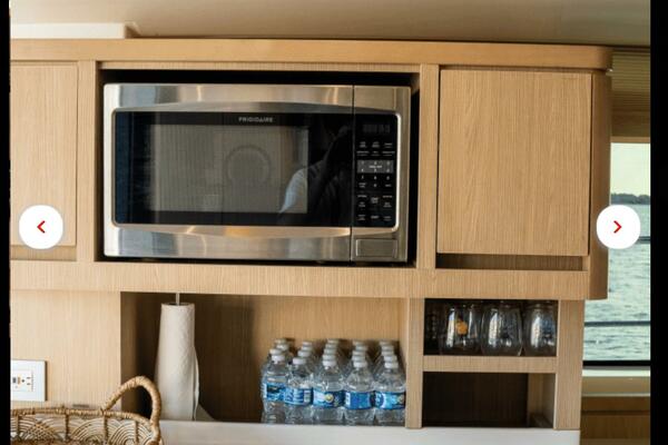 44ft Aquila Yacht For Sale