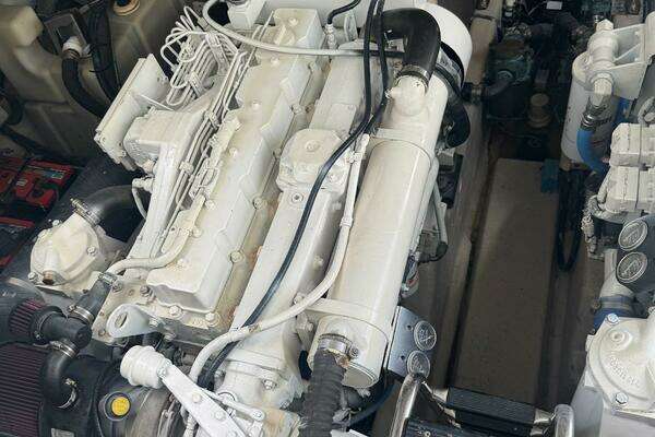 Sea Ray Sundancer Yacht For Sale