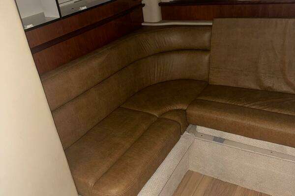 Sea Ray Sundancer Yacht For Sale