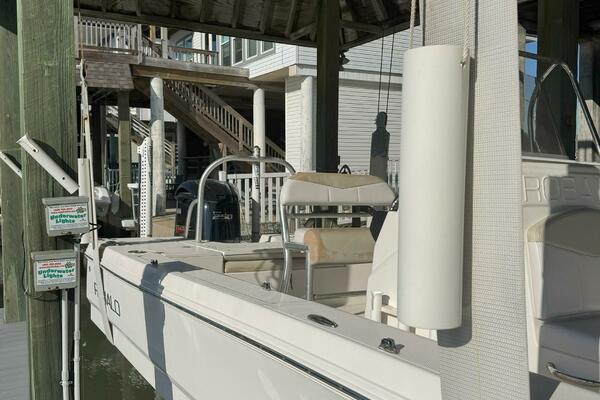 22ft Robalo Yacht For Sale