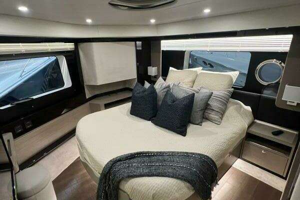 Absolute 48 Navetta Yacht For Sale