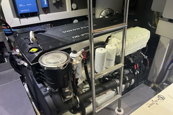 GRATITUDE 48ft Absolute Yacht For Sale