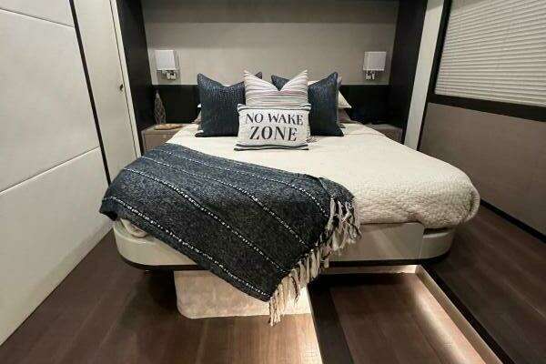 Absolute 48 Navetta Yacht For Sale