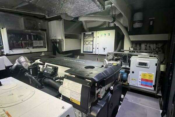 Absolute 48 Navetta Yacht For Sale