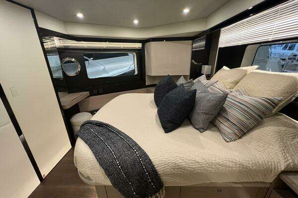 Absolute 48 Navetta Yacht For Sale