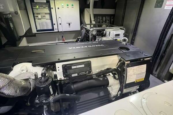 GRATITUDE 48ft Absolute Yacht For Sale