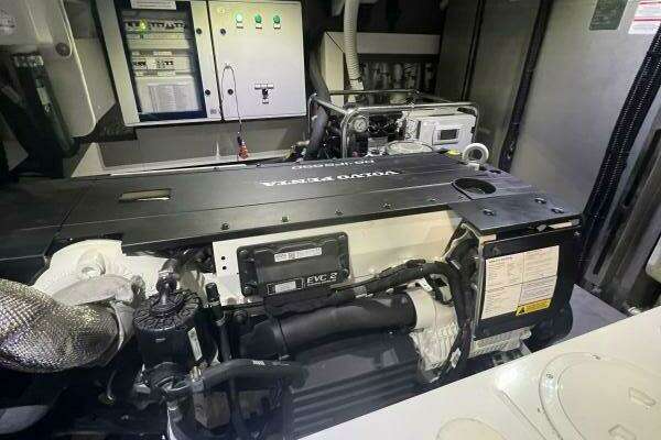 Absolute 48 Navetta Yacht For Sale