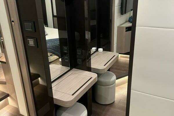 Absolute 48 Navetta Yacht For Sale